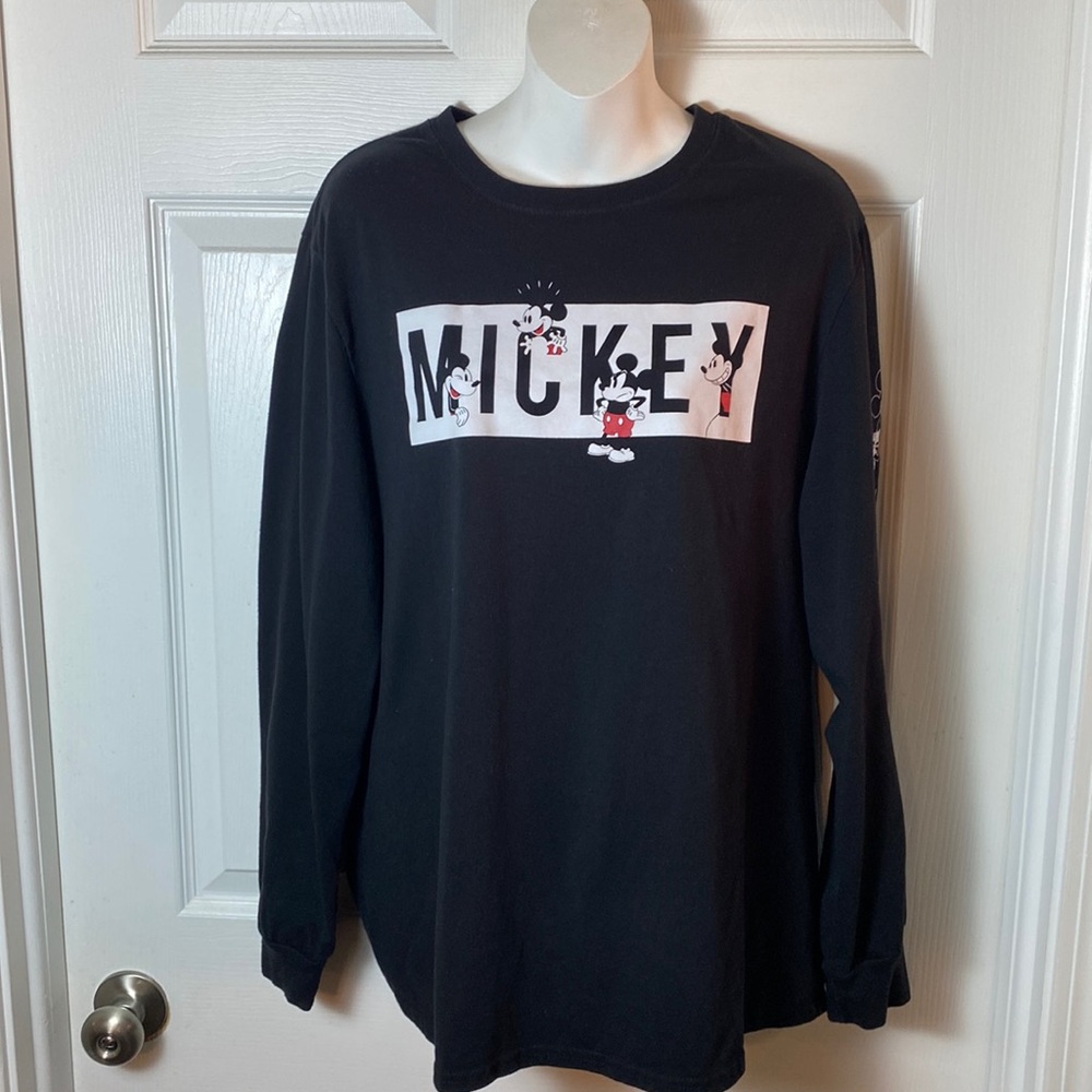 Disney Adult Mickey Long Sleeve Top Tee Shirt Size Large 42/44 Unisex